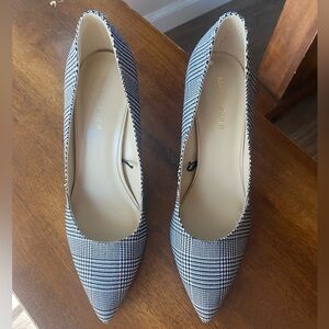 Marc Fisher Women's Classic Black and White Heels